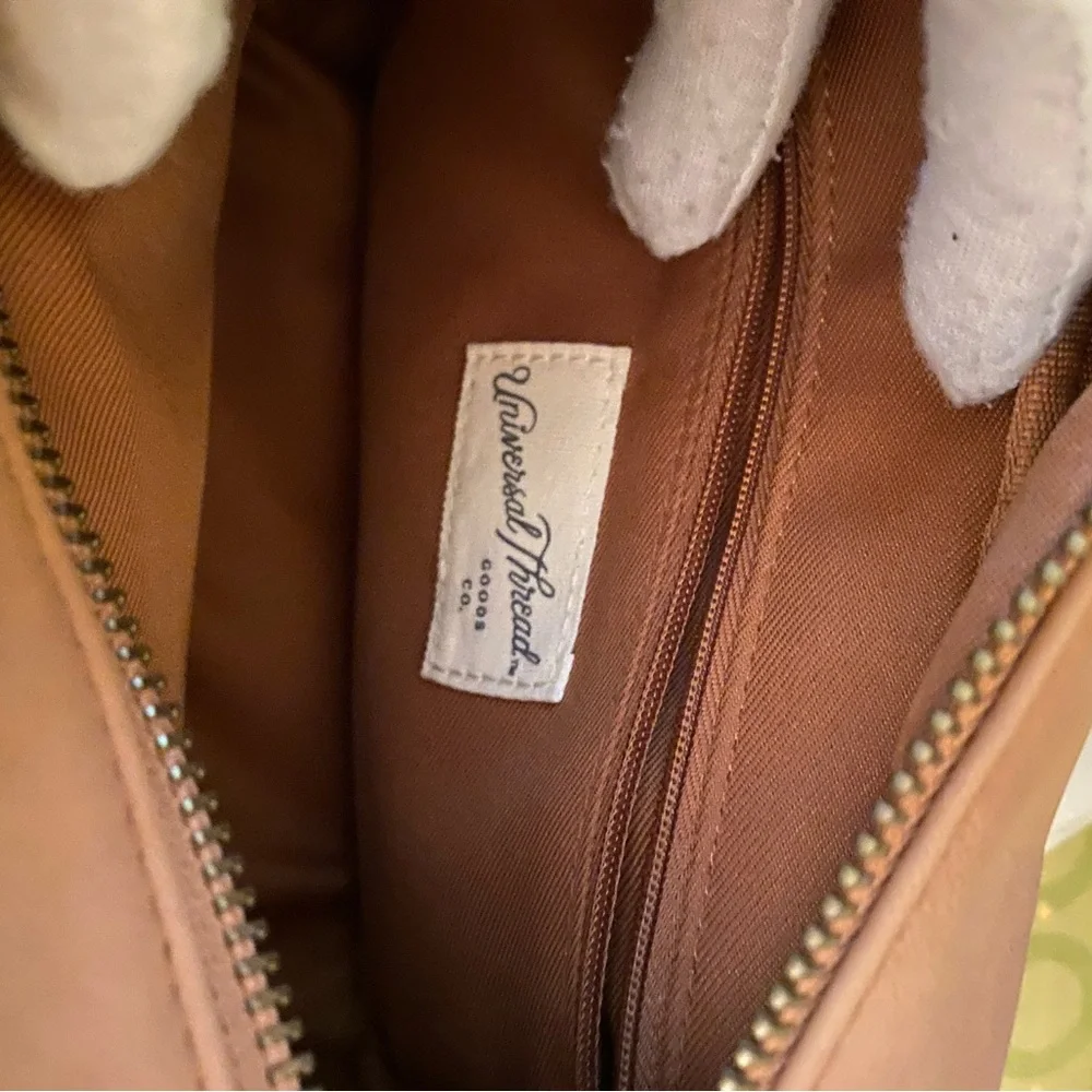 Universal threads men’s pouch - Picture 2 of 4